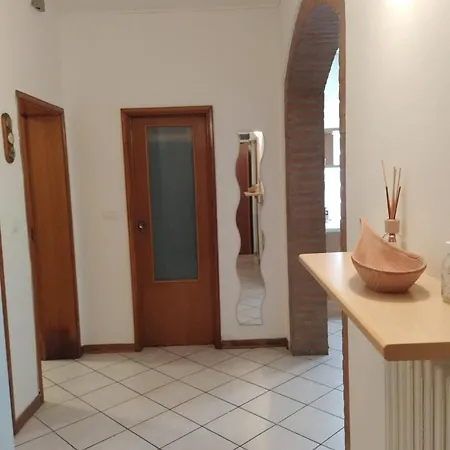 Cesena, 2 4 Posti Letto 아파트 이몰라