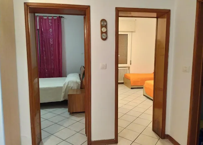 Cesena, 2 4 Posti Letto *