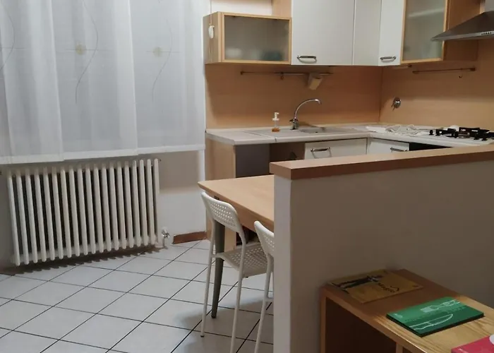 Cesena, 2 4 Posti Letto Daire Imola